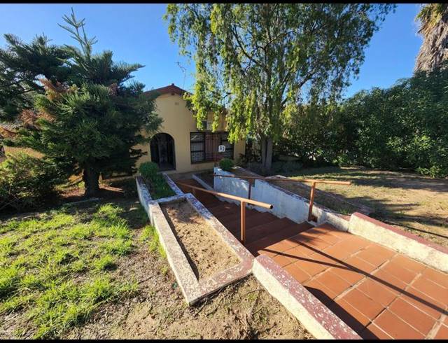 3 BEDROOM HOUSE FOR SALE IN NEWCLAIR